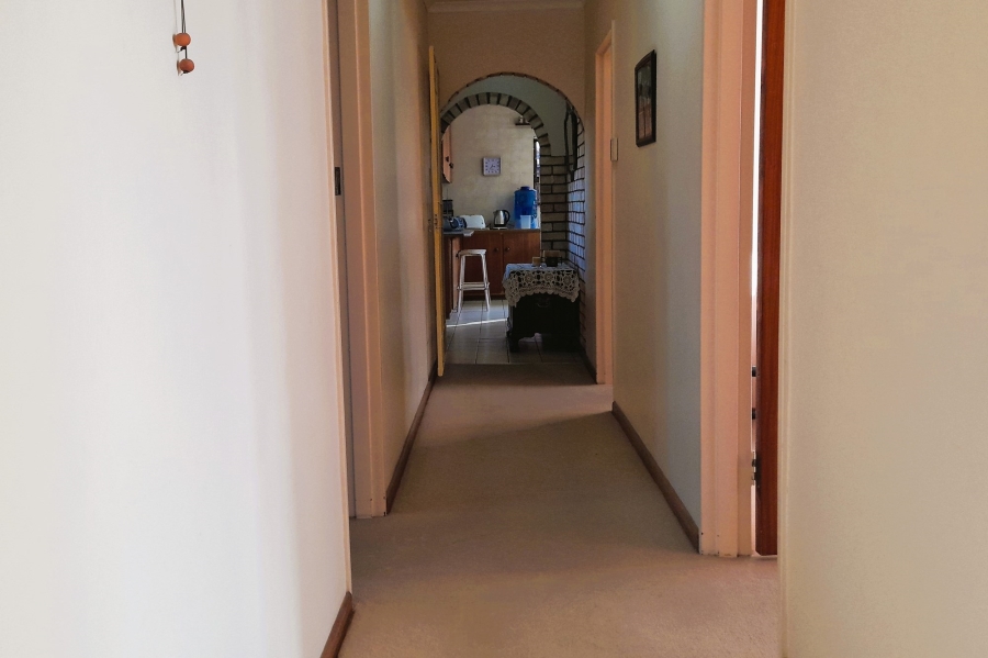 4 Bedroom Property for Sale in Walmer Downs Eastern Cape